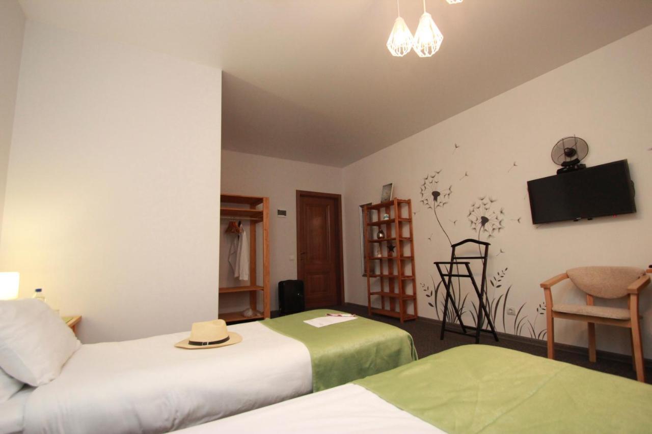 Garden Eco Design Hotel Odessa Exterior photo